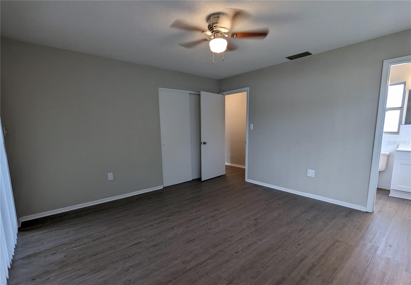 2201 24TH AVE W, BRADENTON, FL, 34205