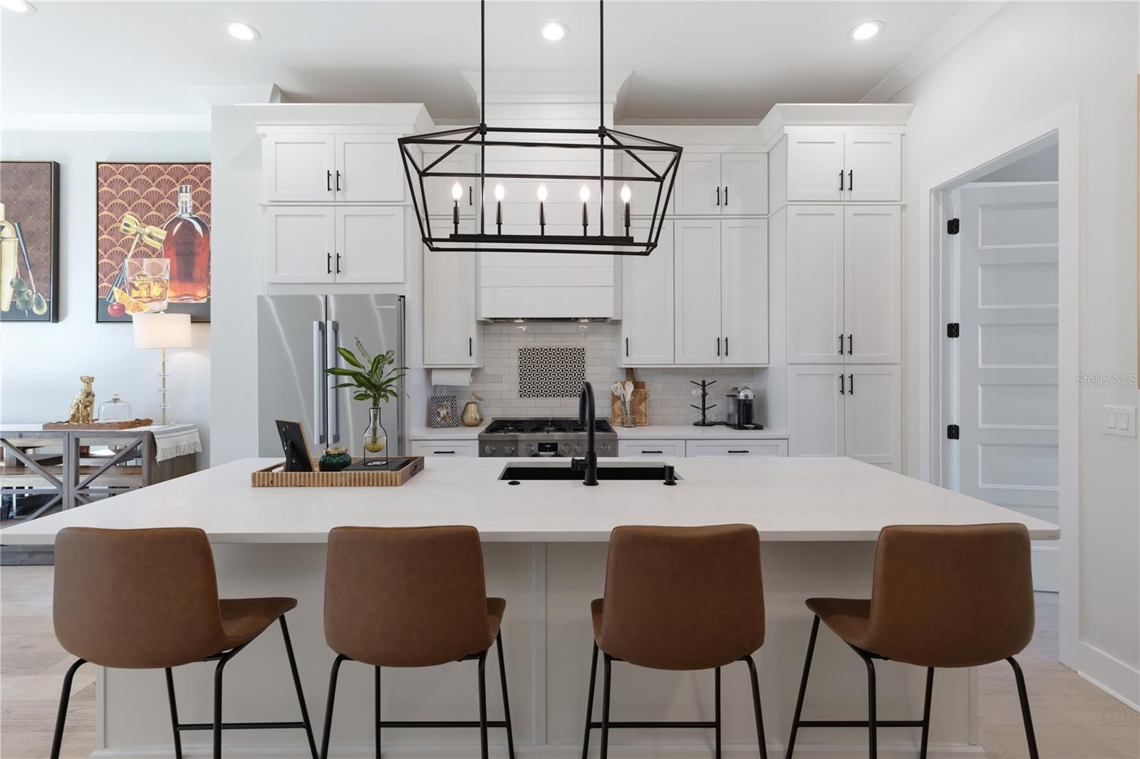 64 N PARK AVE, WINTER GARDEN, FL, 34787