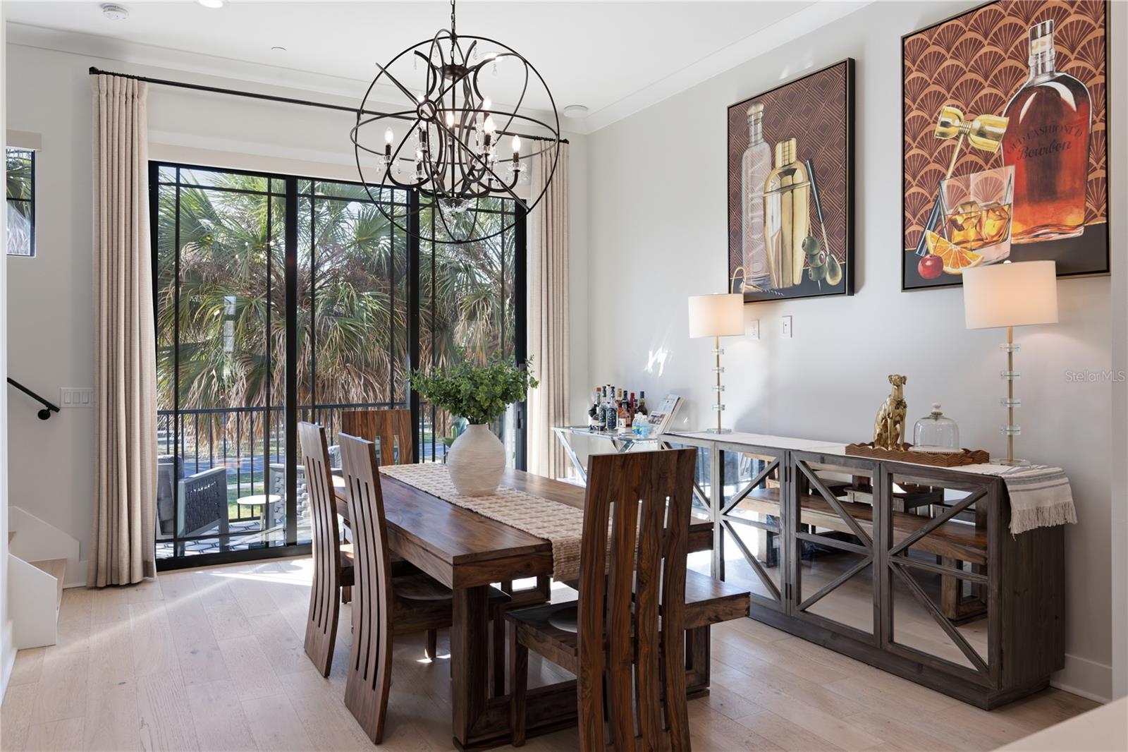 64 N PARK AVE, WINTER GARDEN, FL, 34787