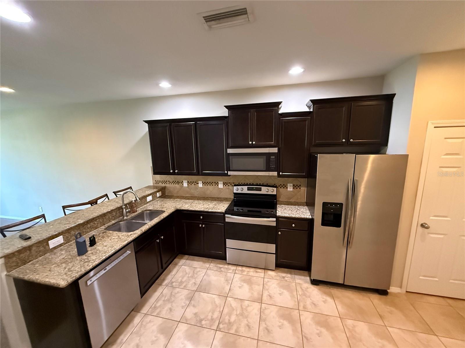 8827 TURNSTONE HAVEN PL, TAMPA, FL, 33619