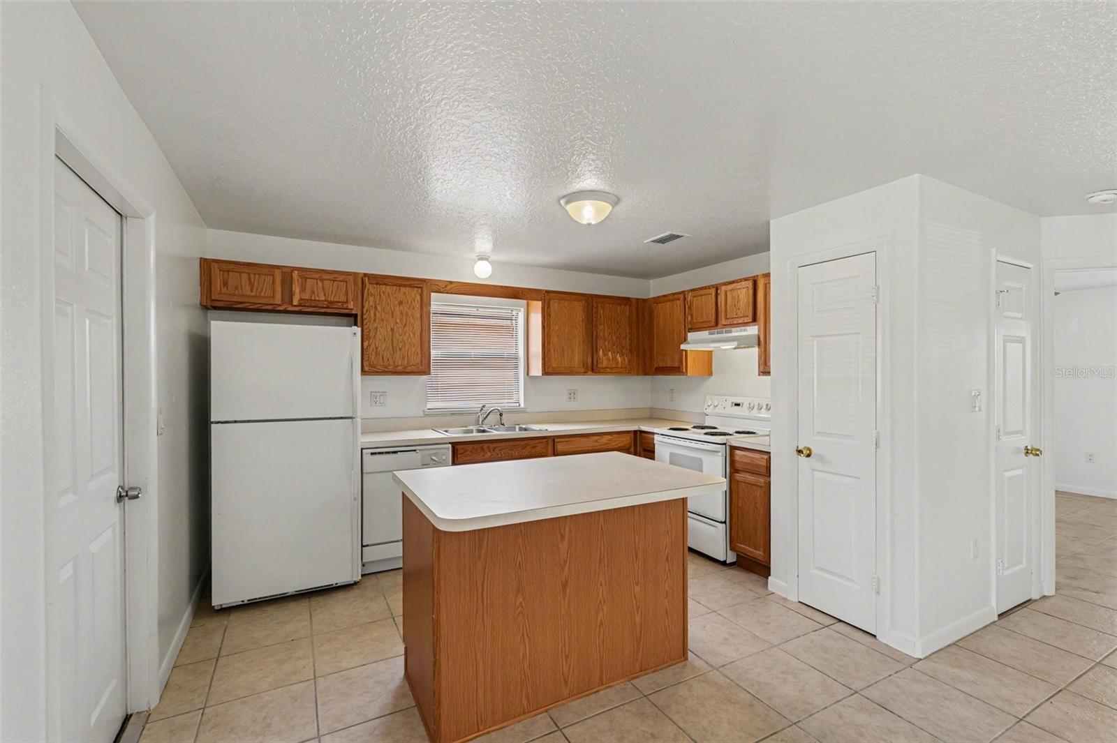816 ANGELA AVE #A & B, ROCKLEDGE, FL, 32955