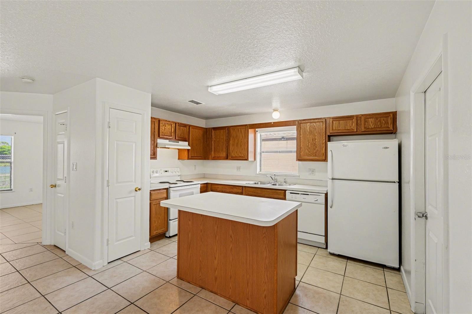 816 ANGELA AVE #A & B, ROCKLEDGE, FL, 32955