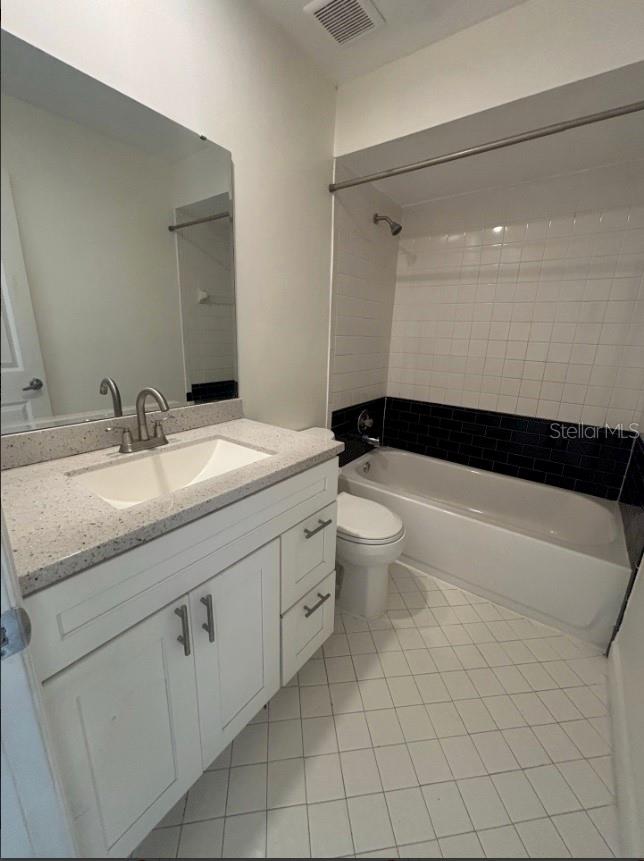 5232 VIA HACIENDA CIR #219, ORLANDO, FL, 32839
