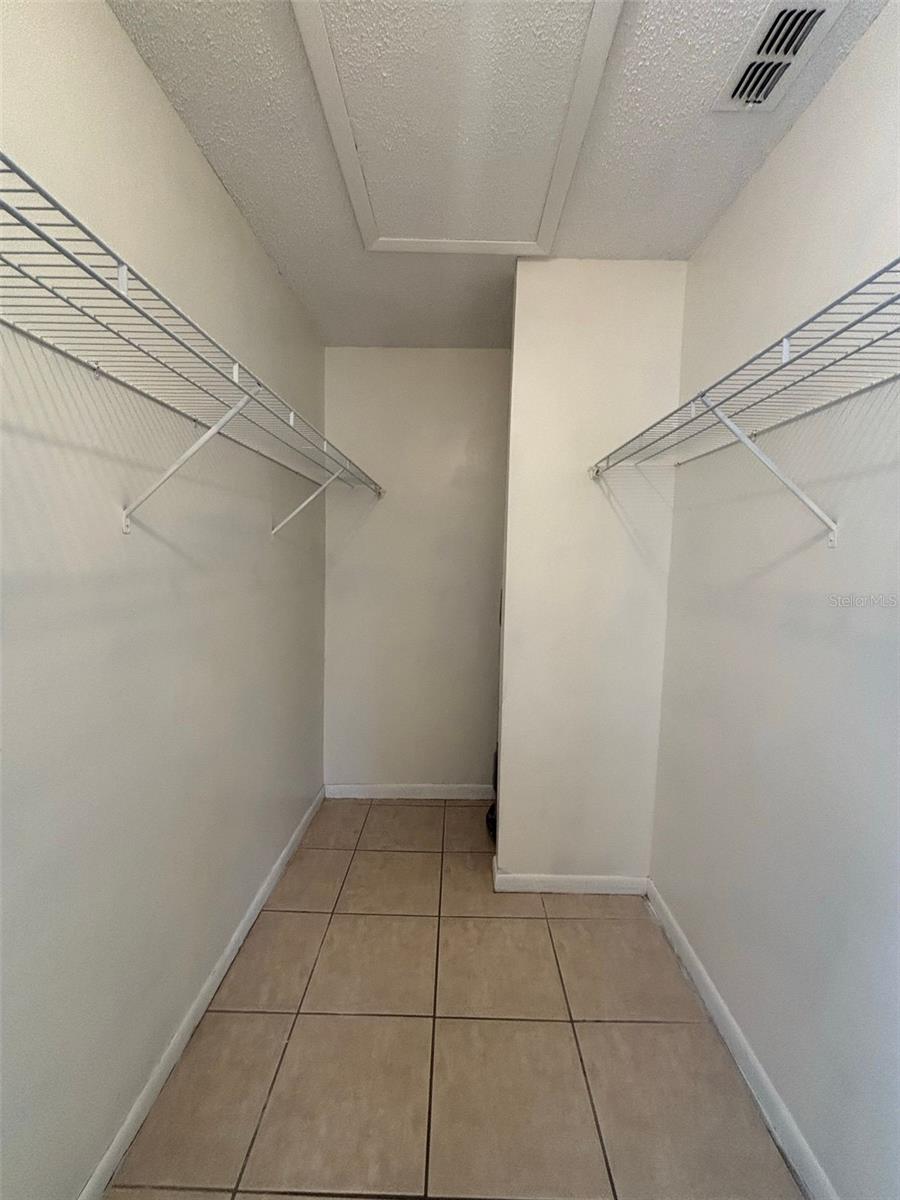 5232 VIA HACIENDA CIR #219, ORLANDO, FL, 32839