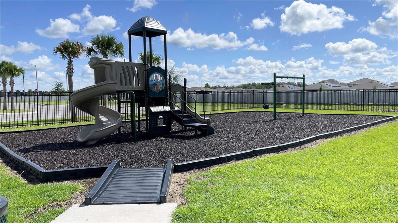 413 SILVER PALM DR, HAINES CITY, FL, 33844