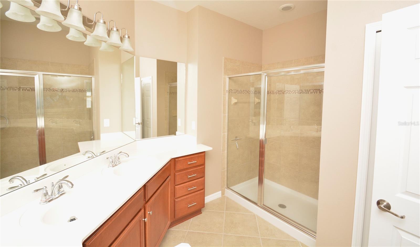 7770 MOONSTONE DR #7-104, SARASOTA, FL, 34233