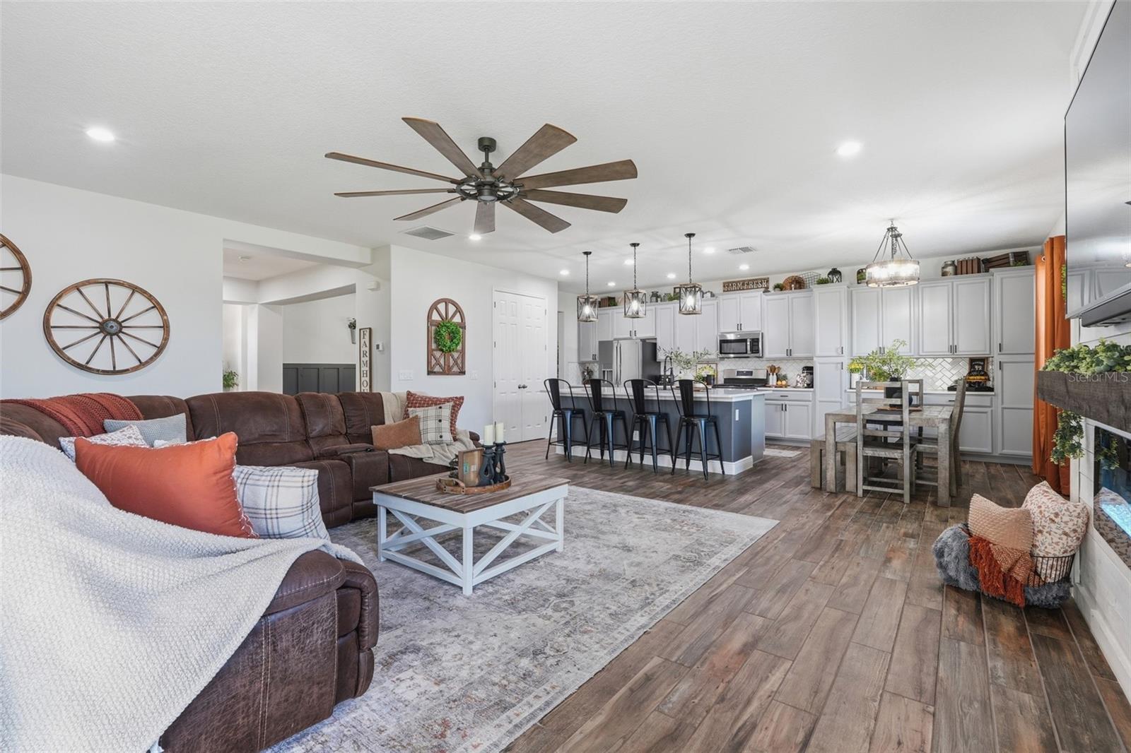 1218 BLARNEY ST, MINNEOLA, FL, 34715