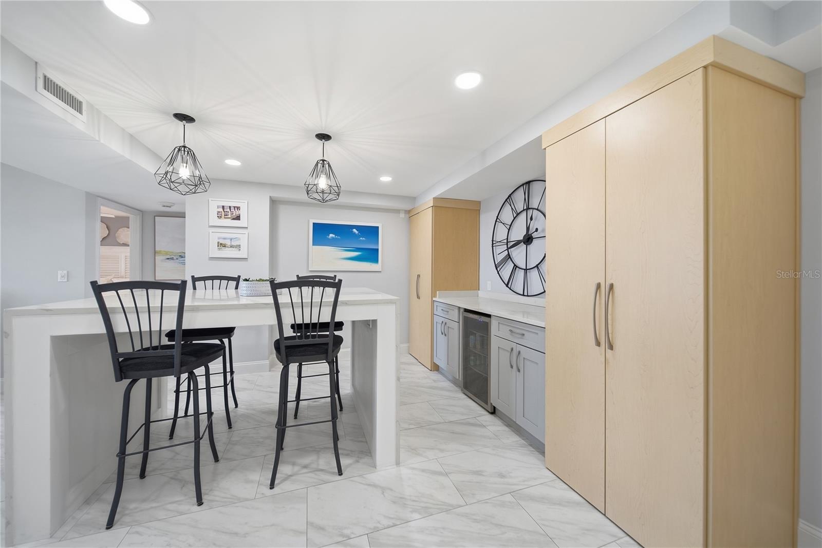 1 KEY CAPRI #306E, TREASURE ISLAND, FL, 33706