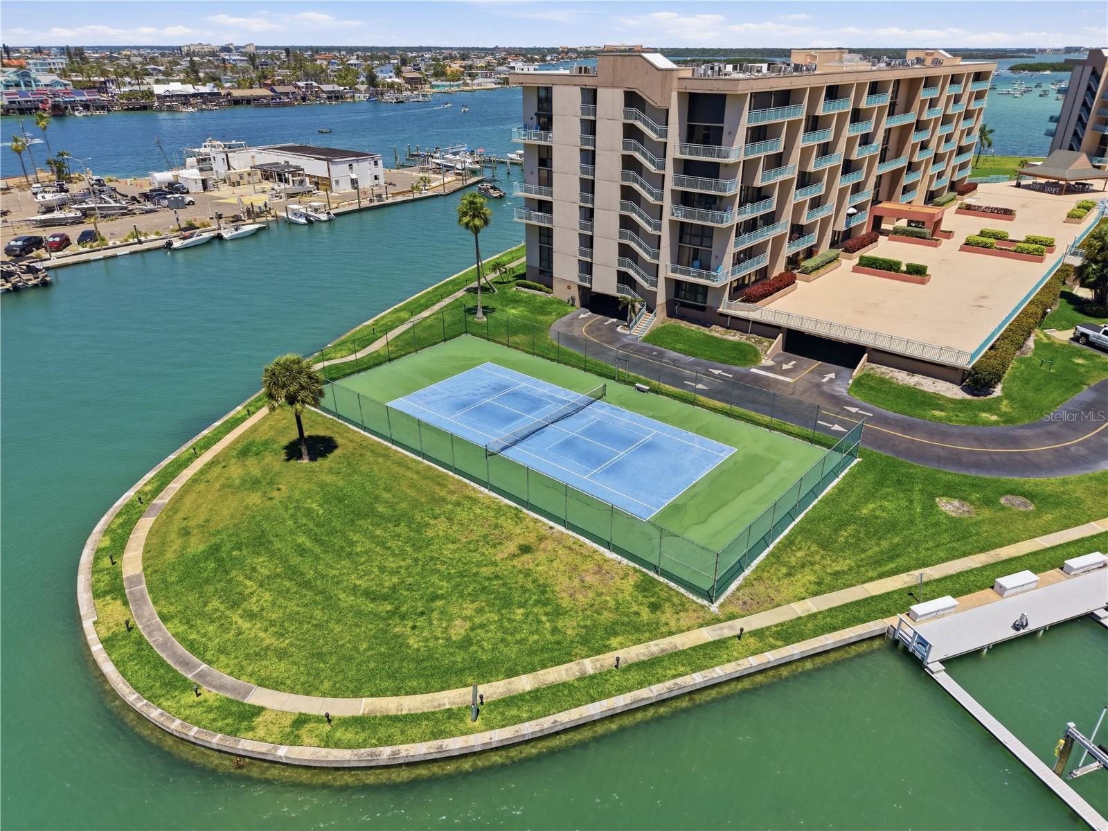 1 KEY CAPRI #306E, TREASURE ISLAND, FL, 33706