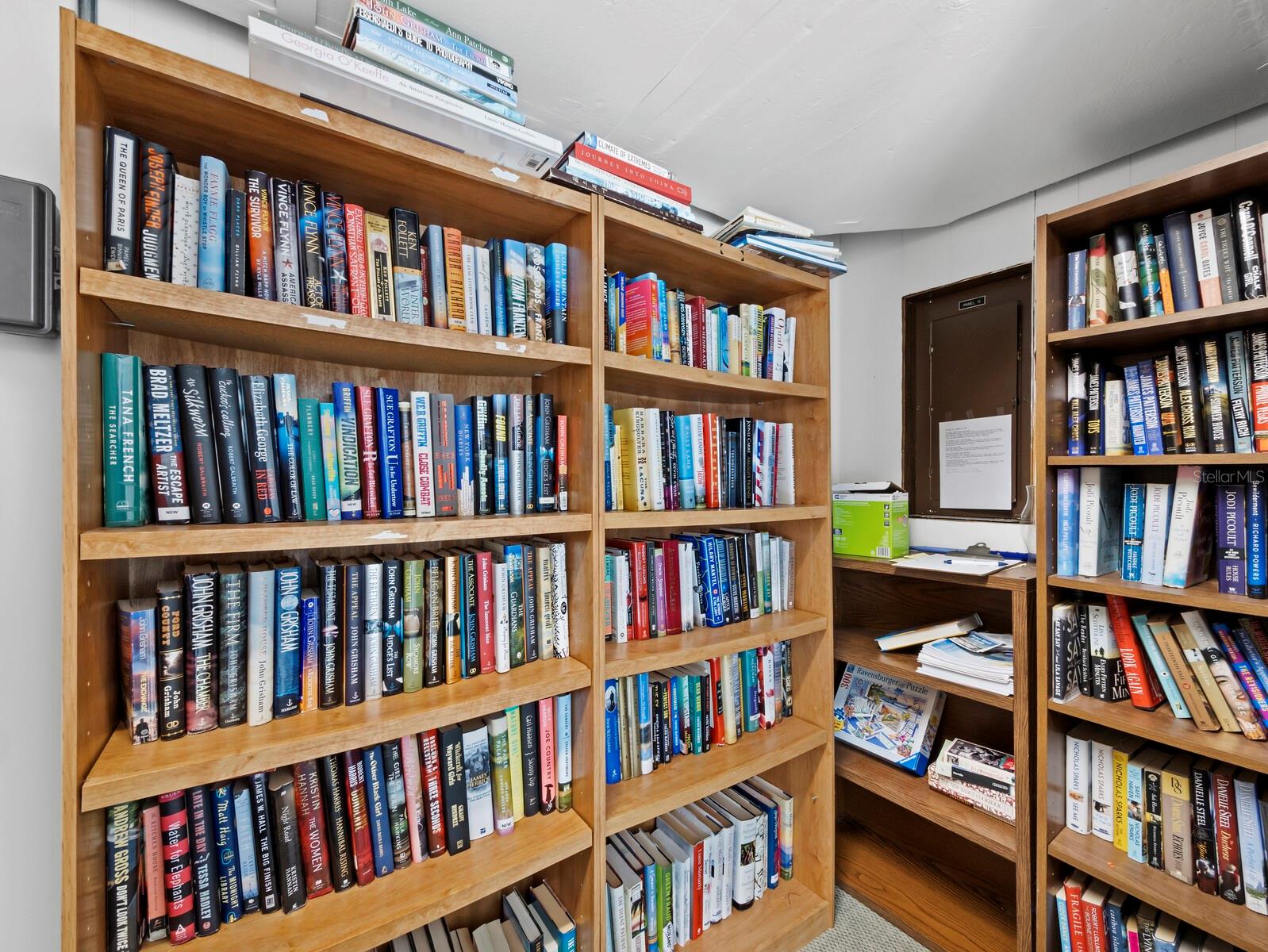 100 SANDS POINT RD #108, LONGBOAT KEY, FL, 34228