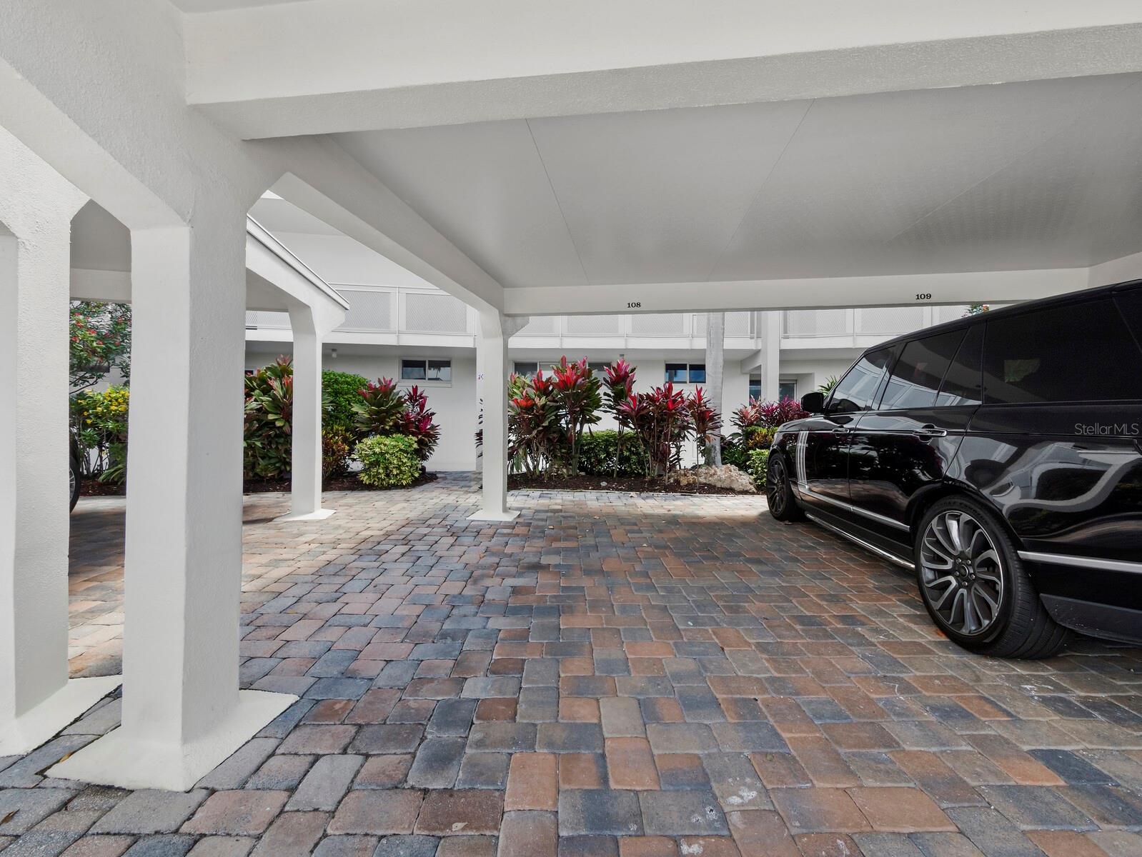 100 SANDS POINT RD #108, LONGBOAT KEY, FL, 34228