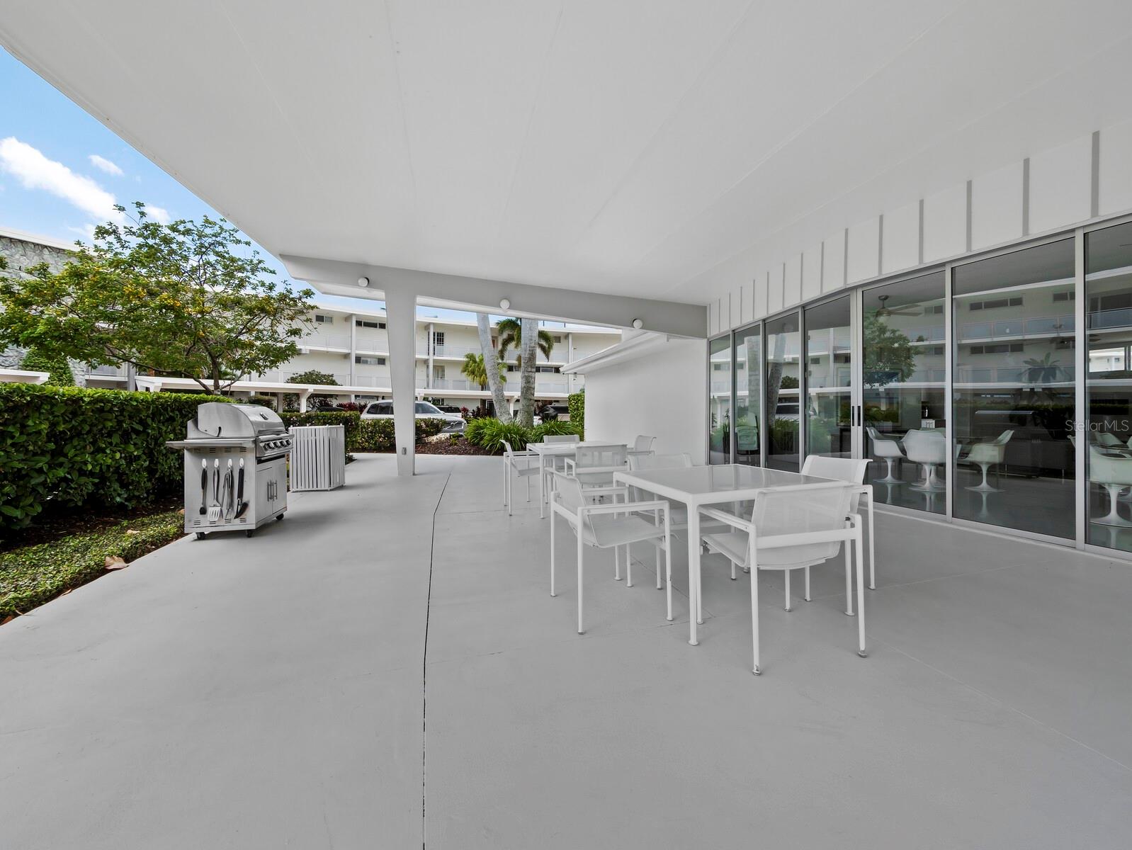 100 SANDS POINT RD #108, LONGBOAT KEY, FL, 34228