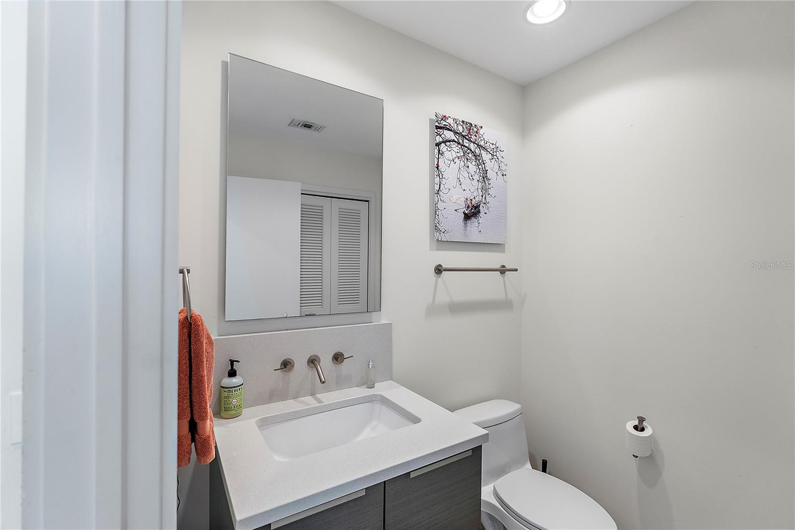 175 1ST ST S #704, ST PETERSBURG, FL, 33701