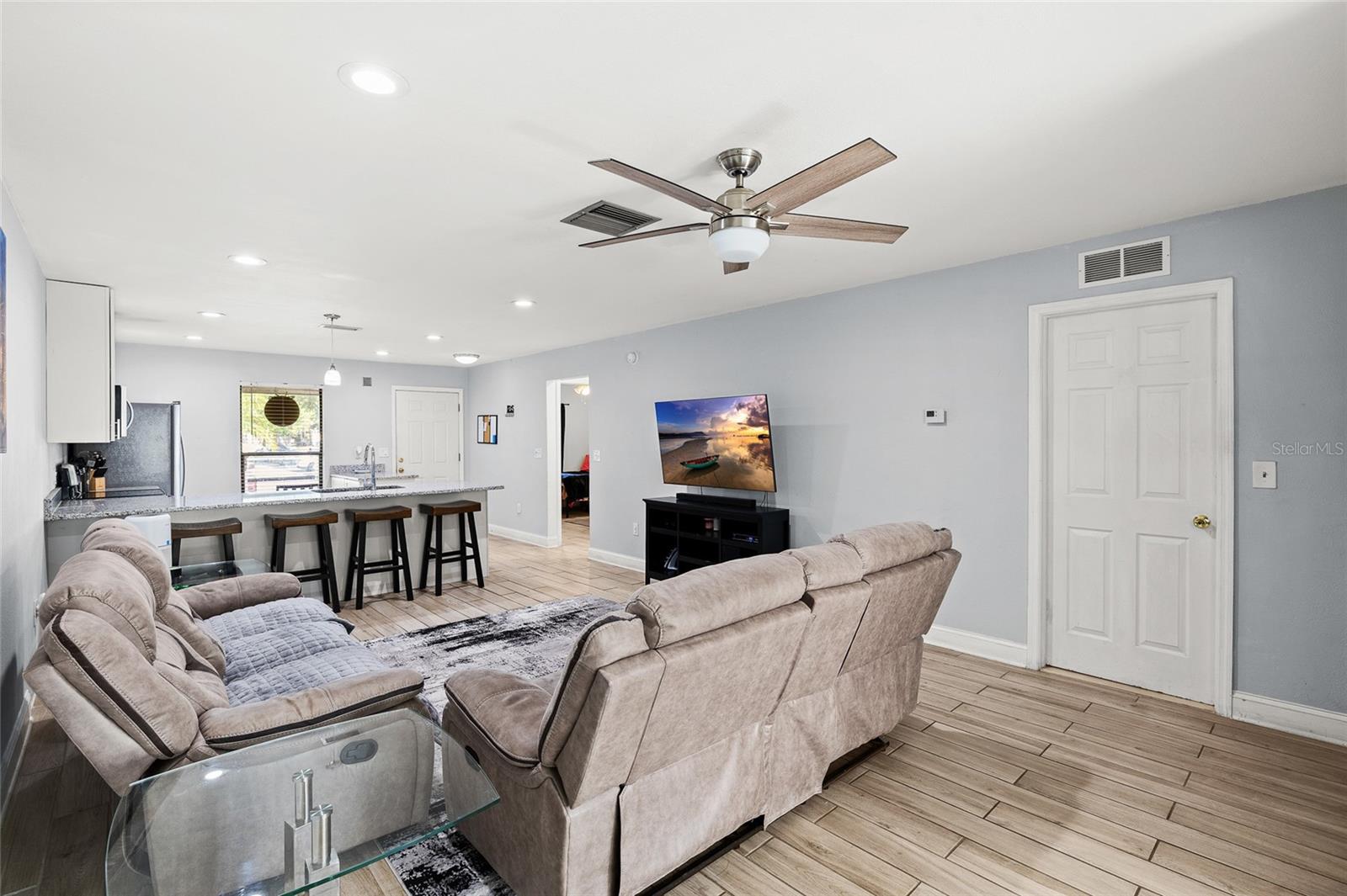 2130 BANCROFT PL #E, PALM HARBOR, FL, 34683