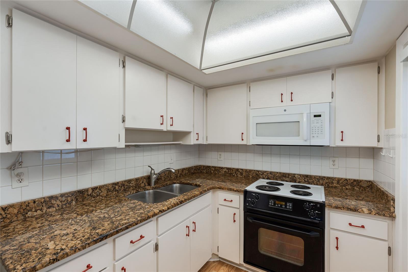 5972 HIBISCUS DR #207, BRADENTON, FL, 34207