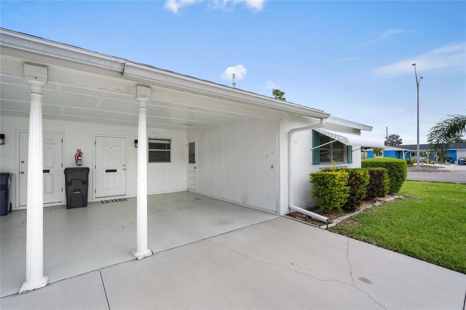 5972 HIBISCUS DR #207, BRADENTON, FL, 34207