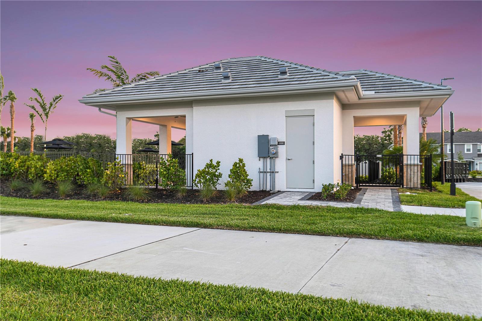 10605 ORBIT TER, SARASOTA, FL, 34241