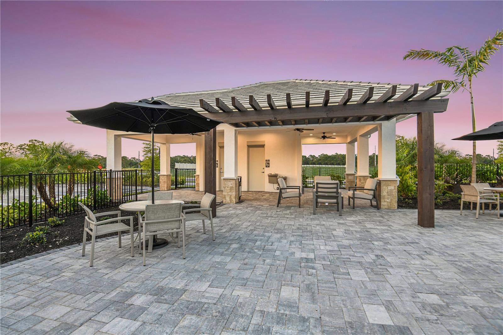 10605 ORBIT TER, SARASOTA, FL, 34241