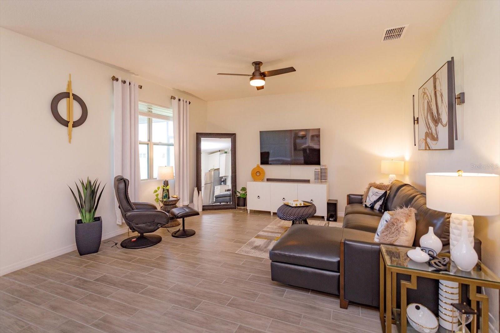 1532 LYONSDALE LN, SANFORD, FL, 32771