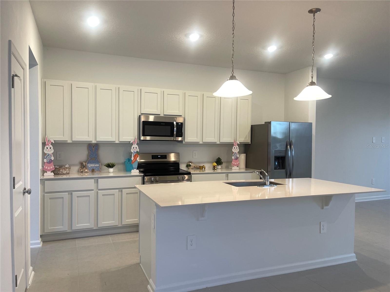 379 SOL VISTA DR, DUNDEE, FL, 33838