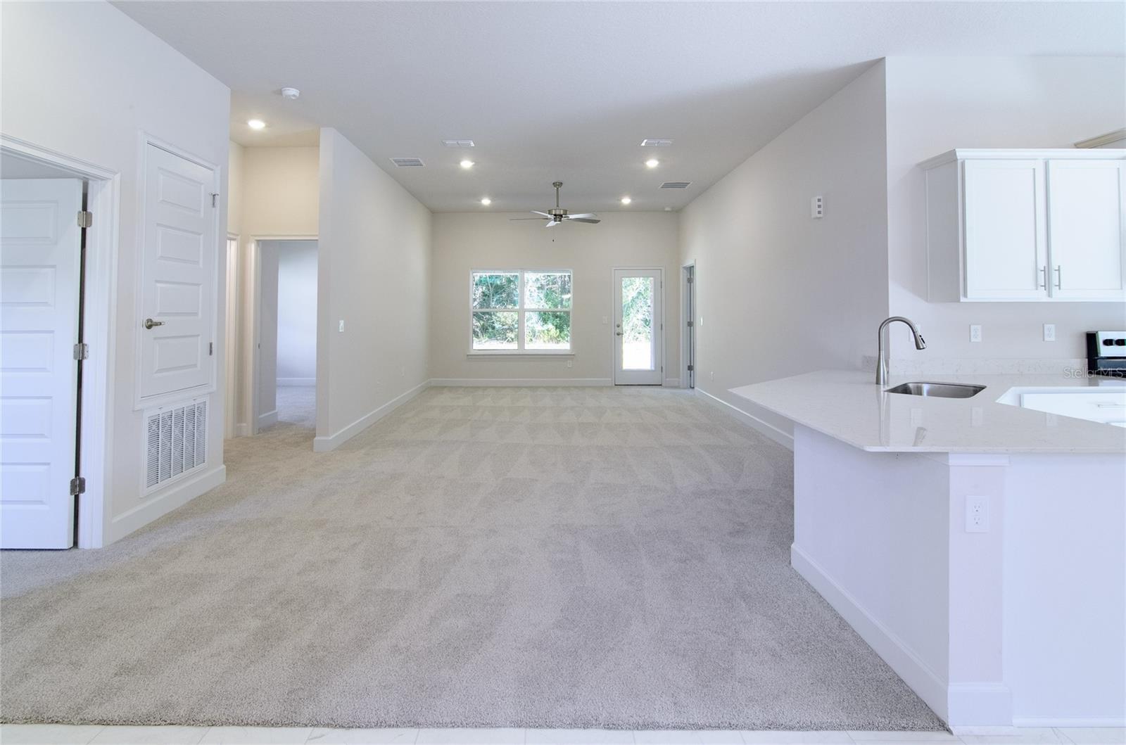 14 WENDOVER LN, PALM COAST, FL, 32164