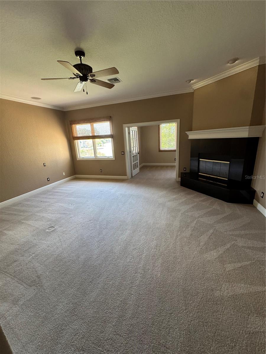 644 SAXONY BLVD, ST PETERSBURG, FL, 33716