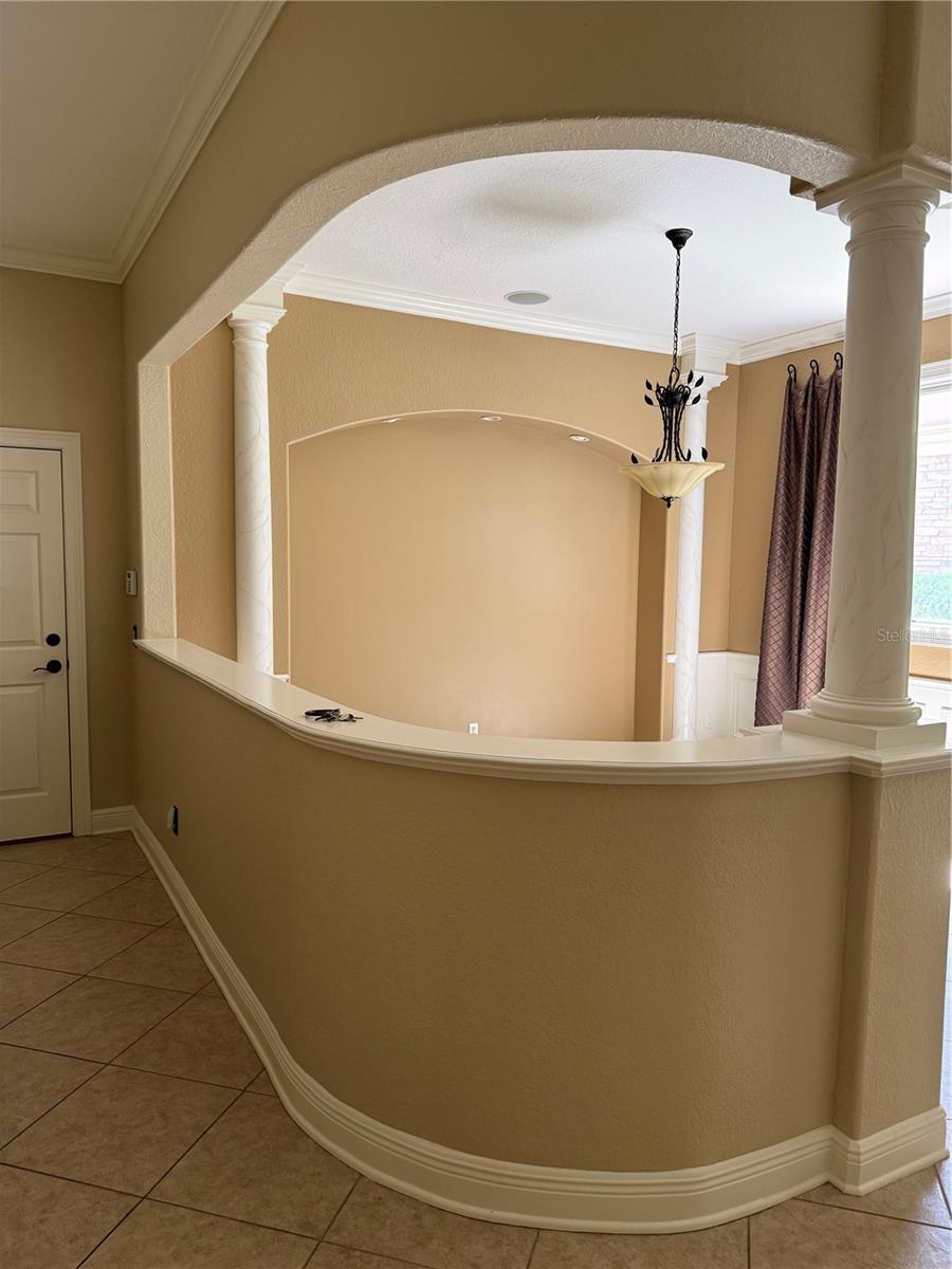 644 SAXONY BLVD, ST PETERSBURG, FL, 33716