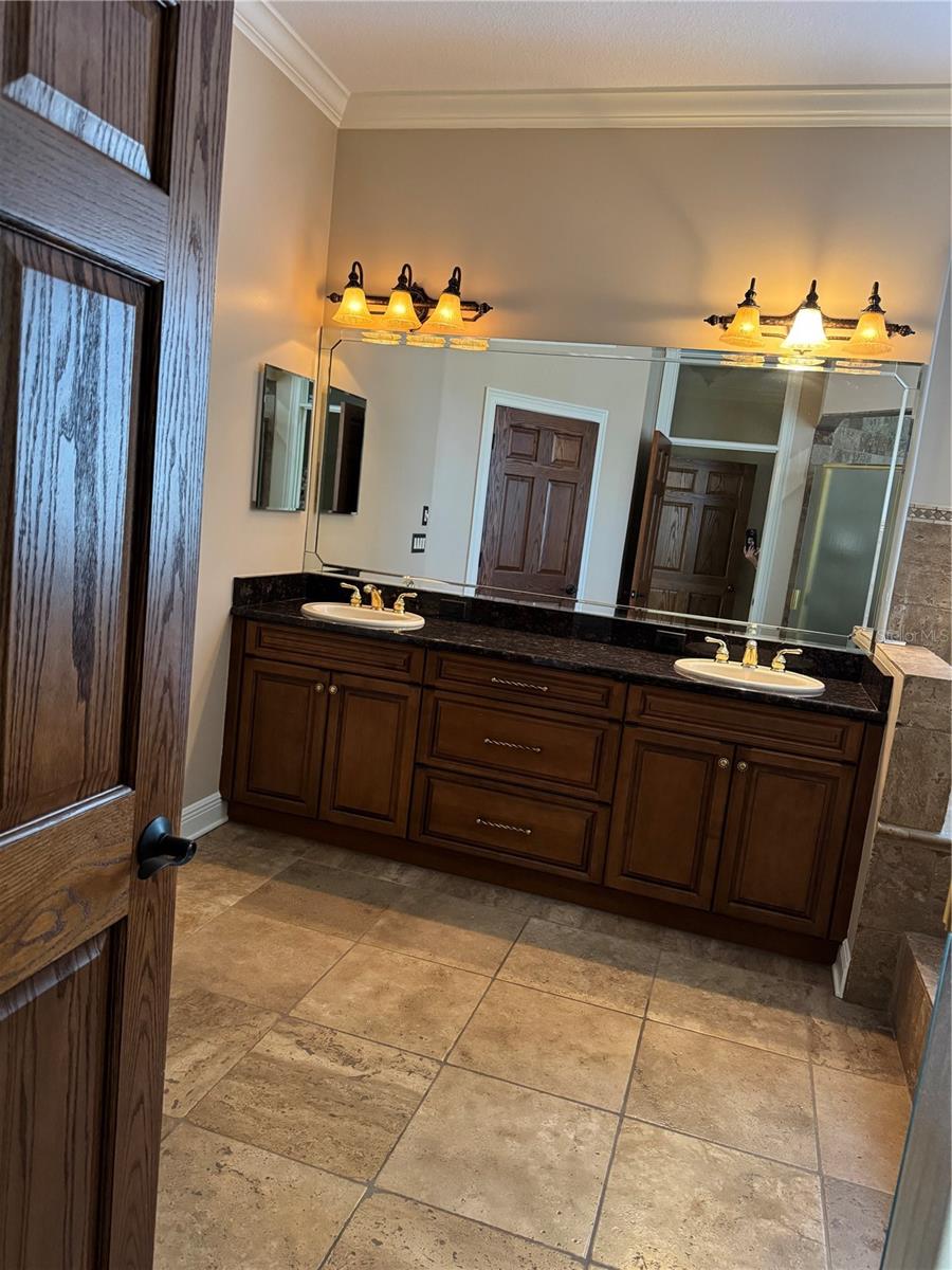 644 SAXONY BLVD, ST PETERSBURG, FL, 33716