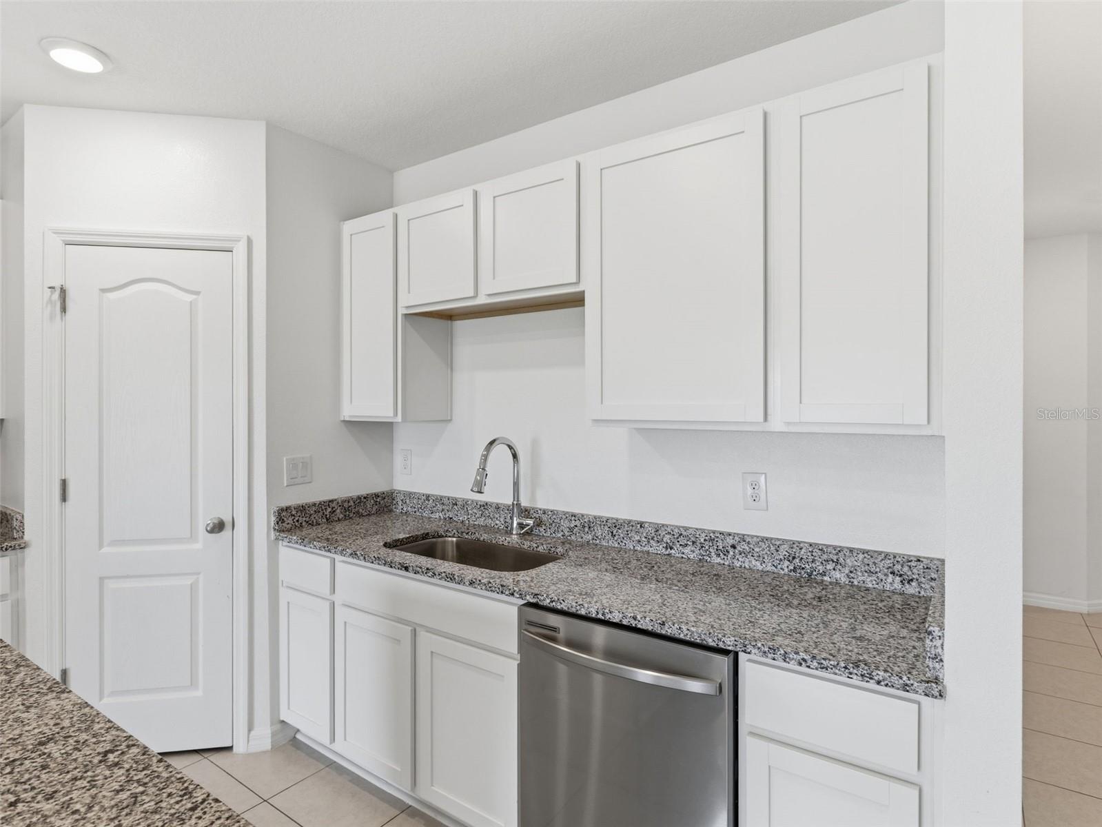 32156 POND APPLE BND, SAN ANTONIO, FL, 33576