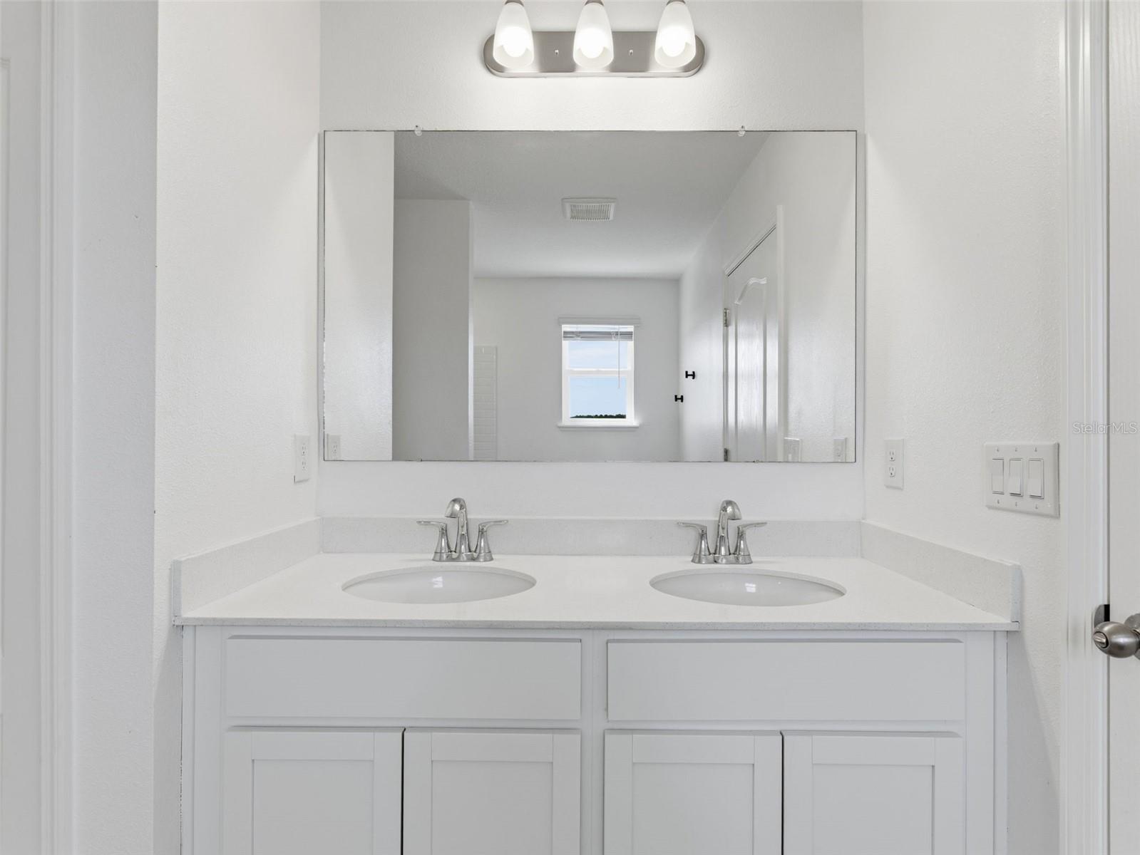 32156 POND APPLE BND, SAN ANTONIO, FL, 33576
