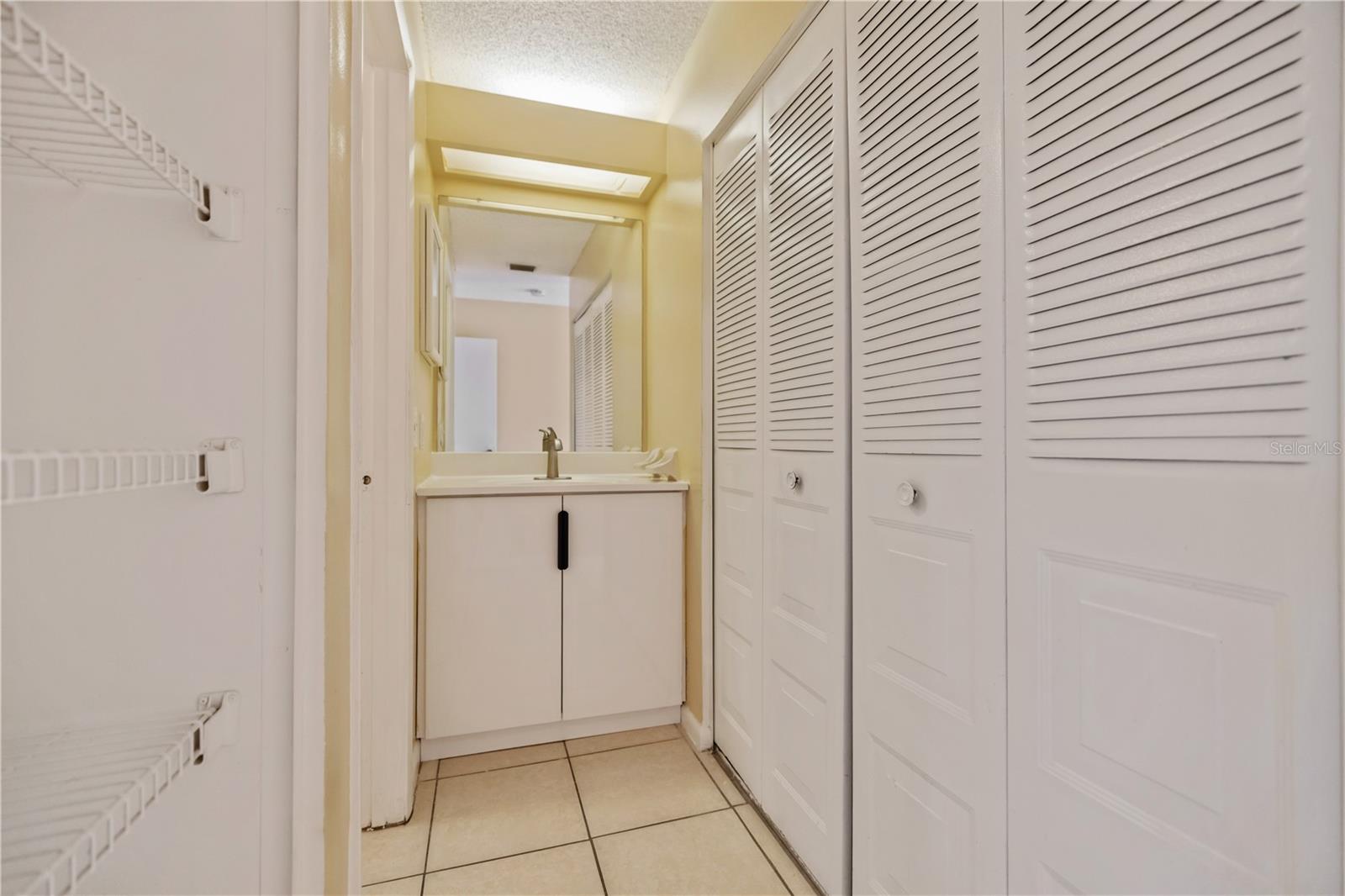 7906 GEORGE WASHINGTON LN, TAMPA, FL, 33637