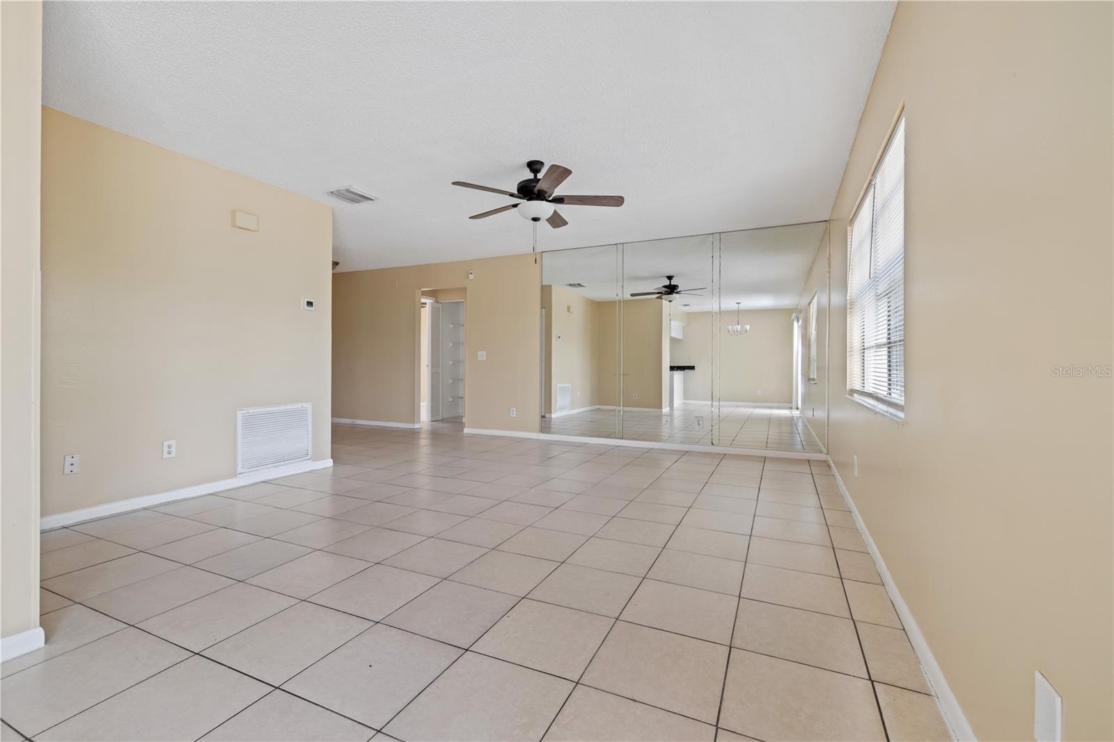 7906 GEORGE WASHINGTON LN, TAMPA, FL, 33637
