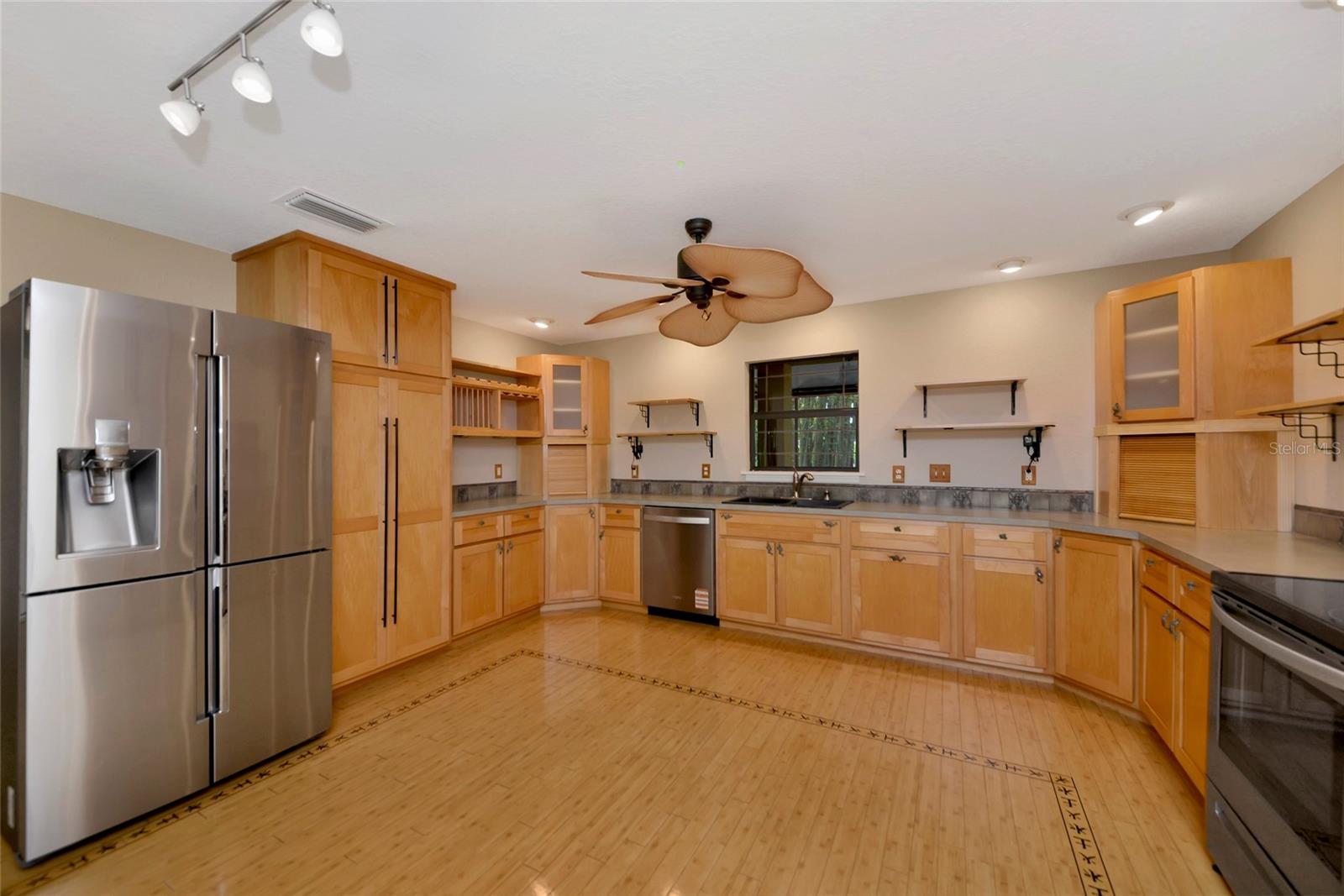 3110 TURKEY WALK LN, WIMAUMA, FL, 33598