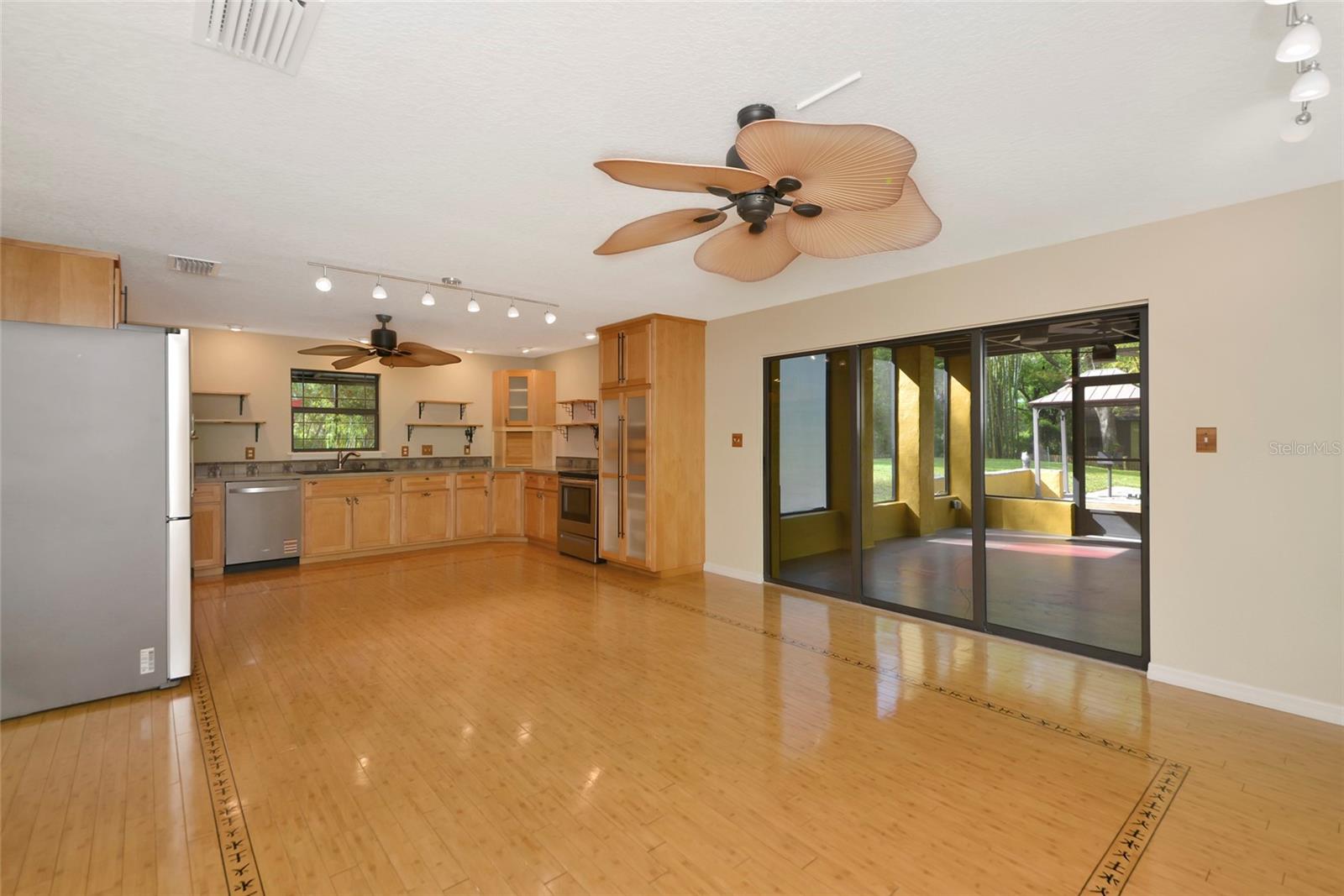 3110 TURKEY WALK LN, WIMAUMA, FL, 33598