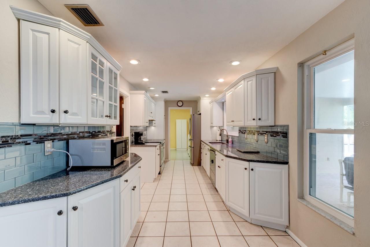897 LINDENWOOD CIR N, ORMOND BEACH, FL, 32174