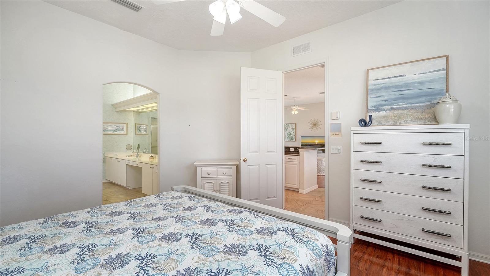 533 FALLBROOK DR, VENICE, FL, 34292