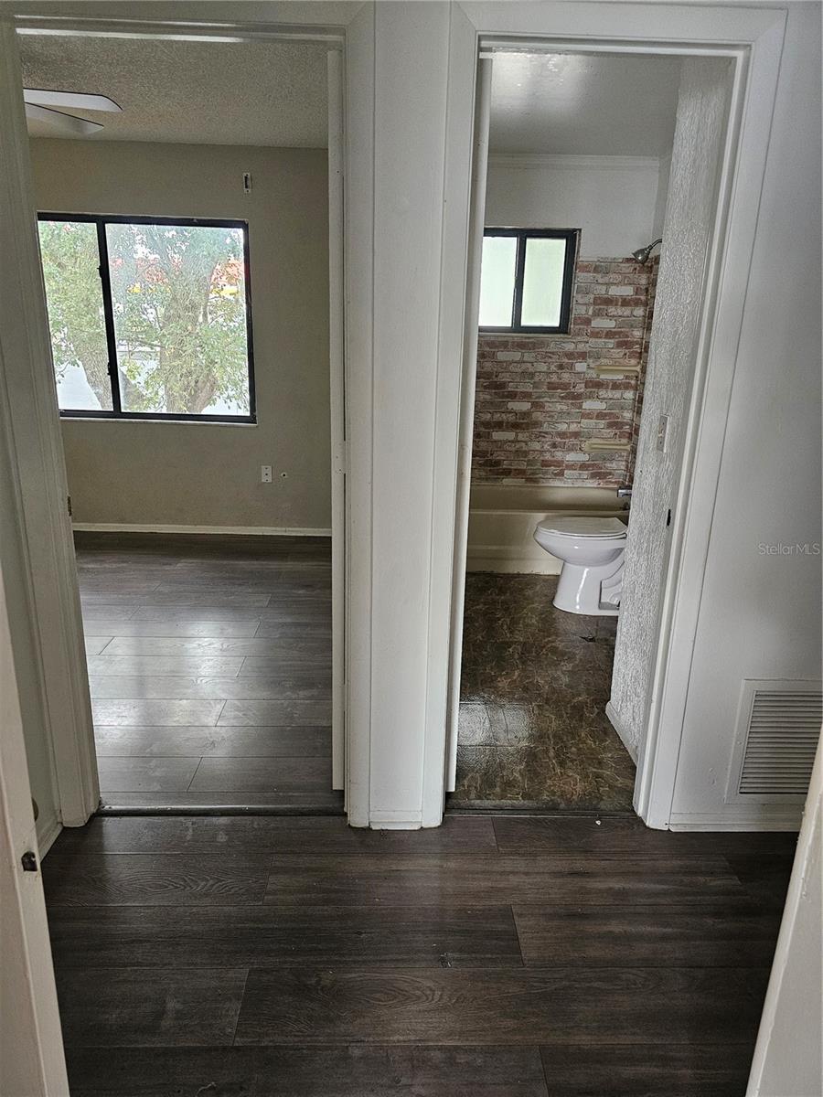 5833 CURRY FORD RD #23, ORLANDO, FL, 32822
