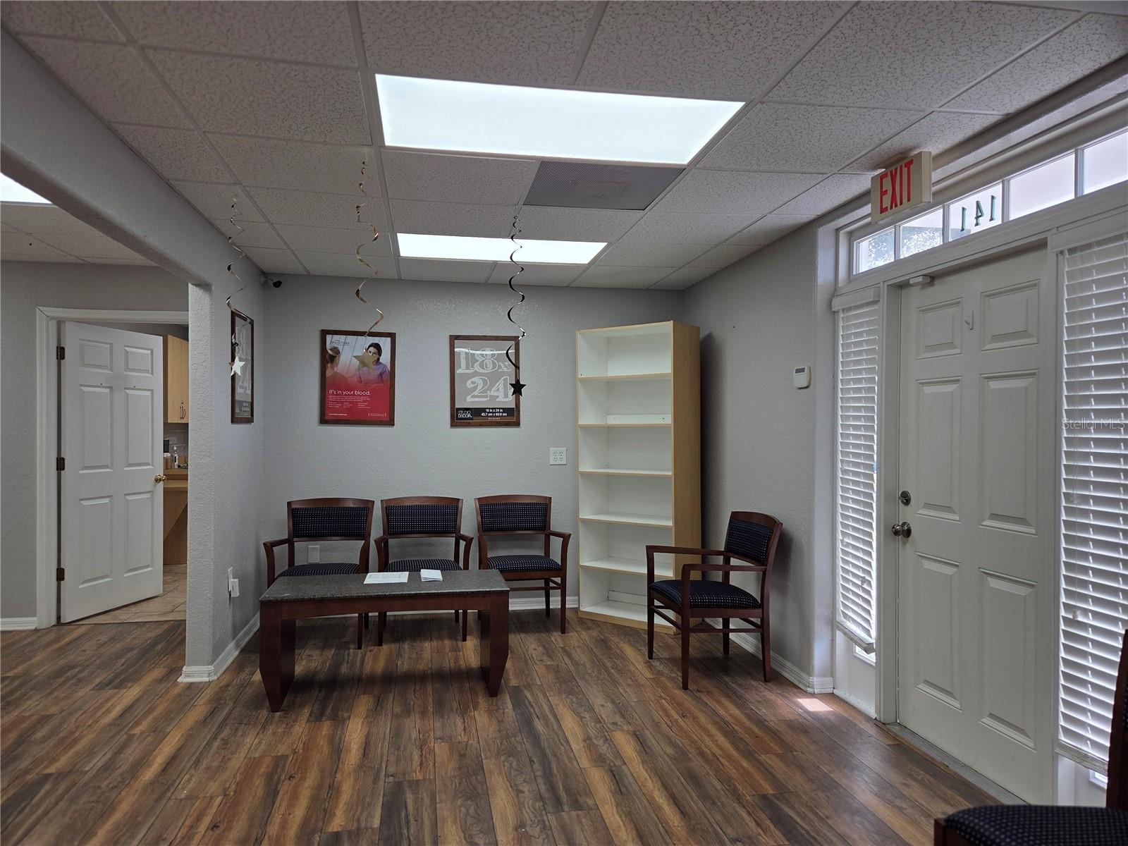 143 N OAKWOOD AVE, BRANDON, FL, 33510