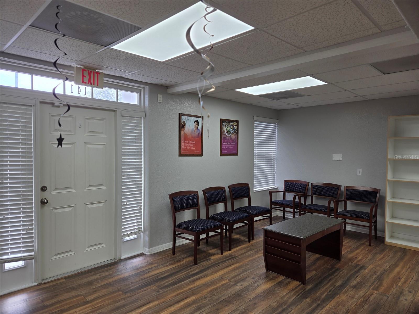 143 N OAKWOOD AVE, BRANDON, FL, 33510