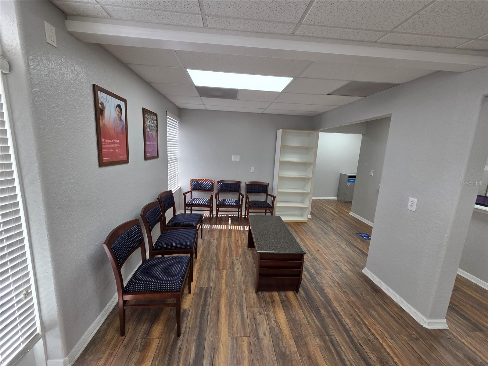 143 N OAKWOOD AVE, BRANDON, FL, 33510