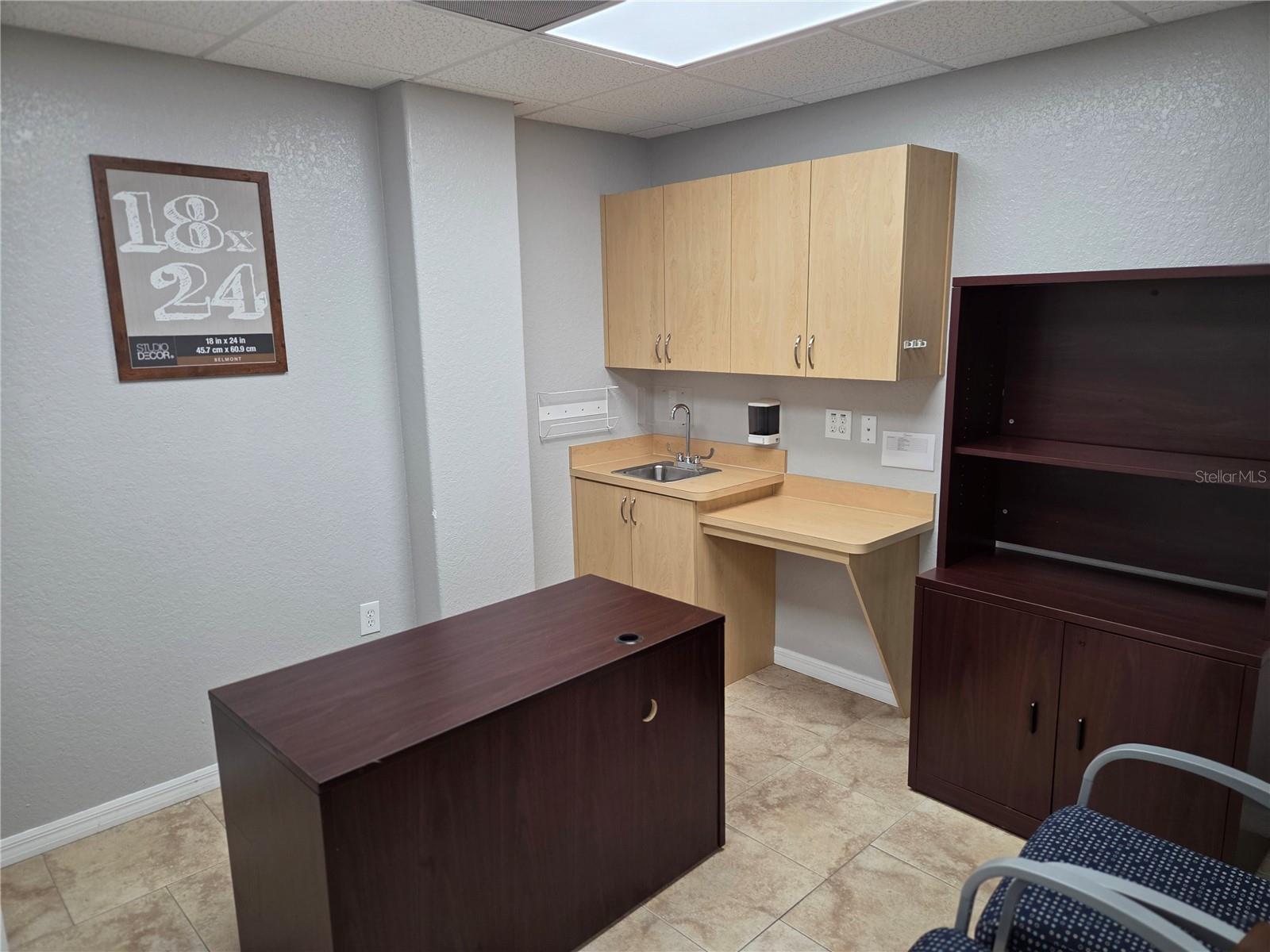 143 N OAKWOOD AVE, BRANDON, FL, 33510