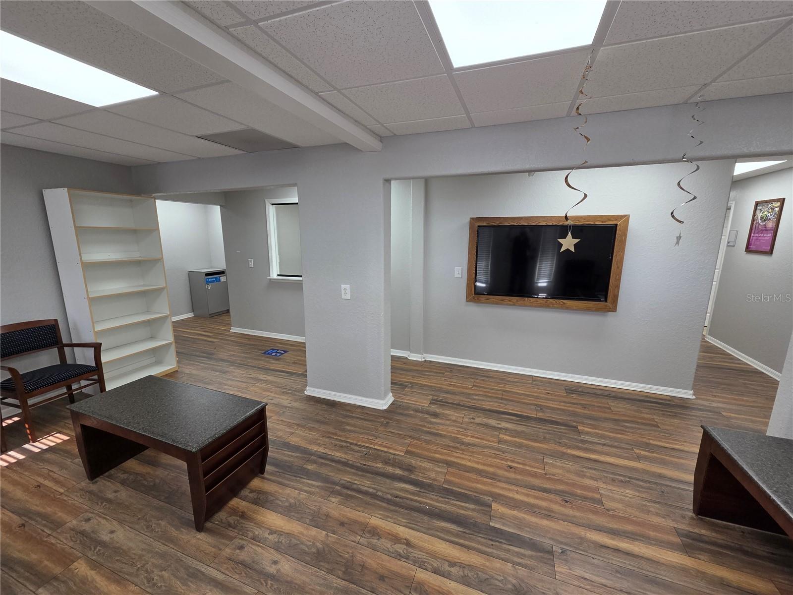 143 N OAKWOOD AVE, BRANDON, FL, 33510