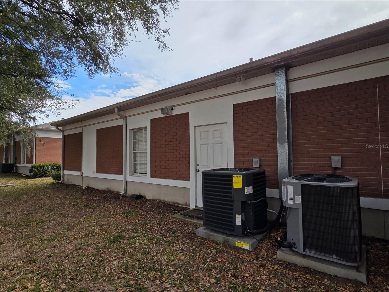 143 N OAKWOOD AVE, BRANDON, FL, 33510