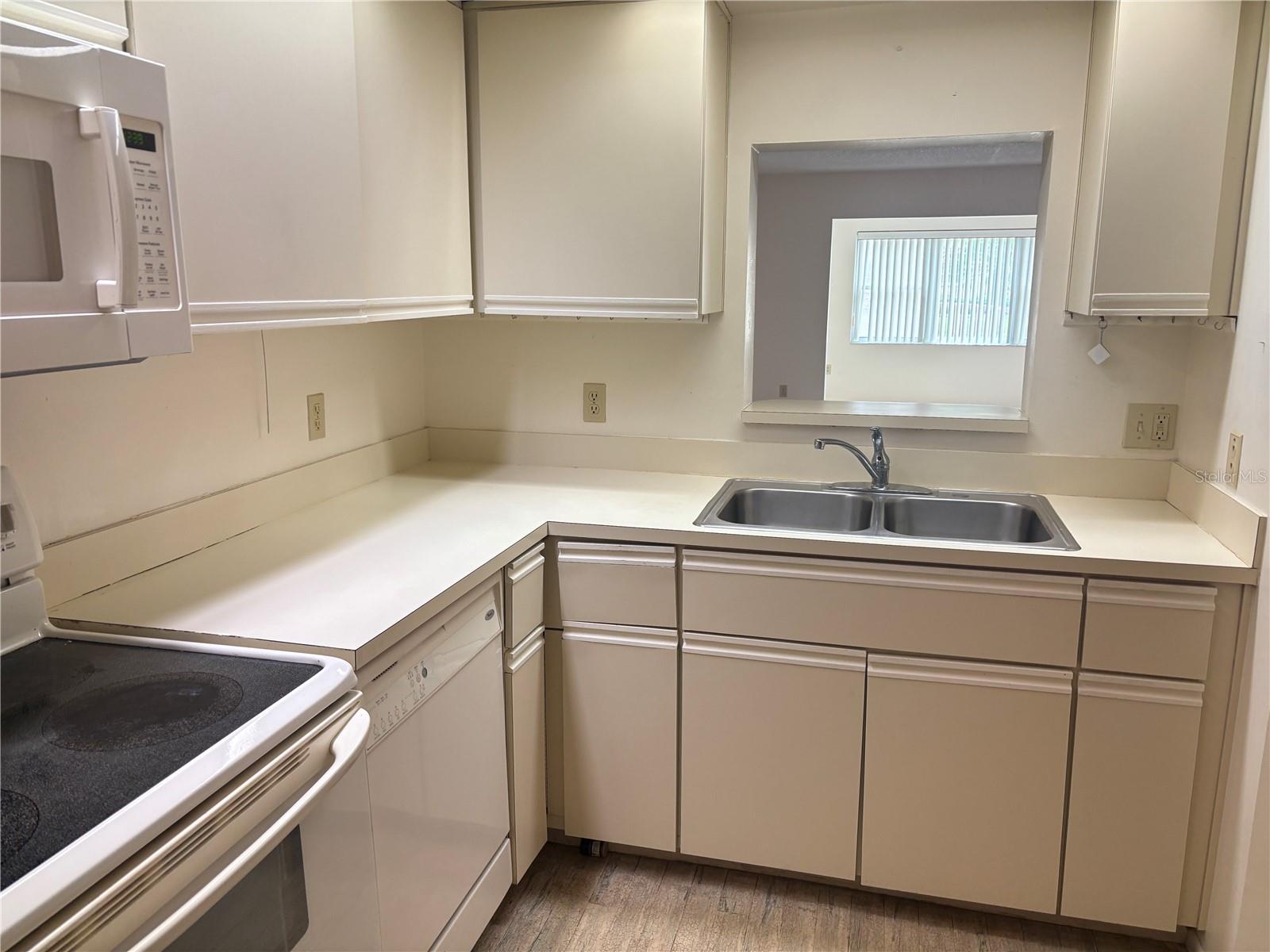 1239 S MARTIN LUTHER KING JR AVE #103, CLEARWATER, FL, 33756