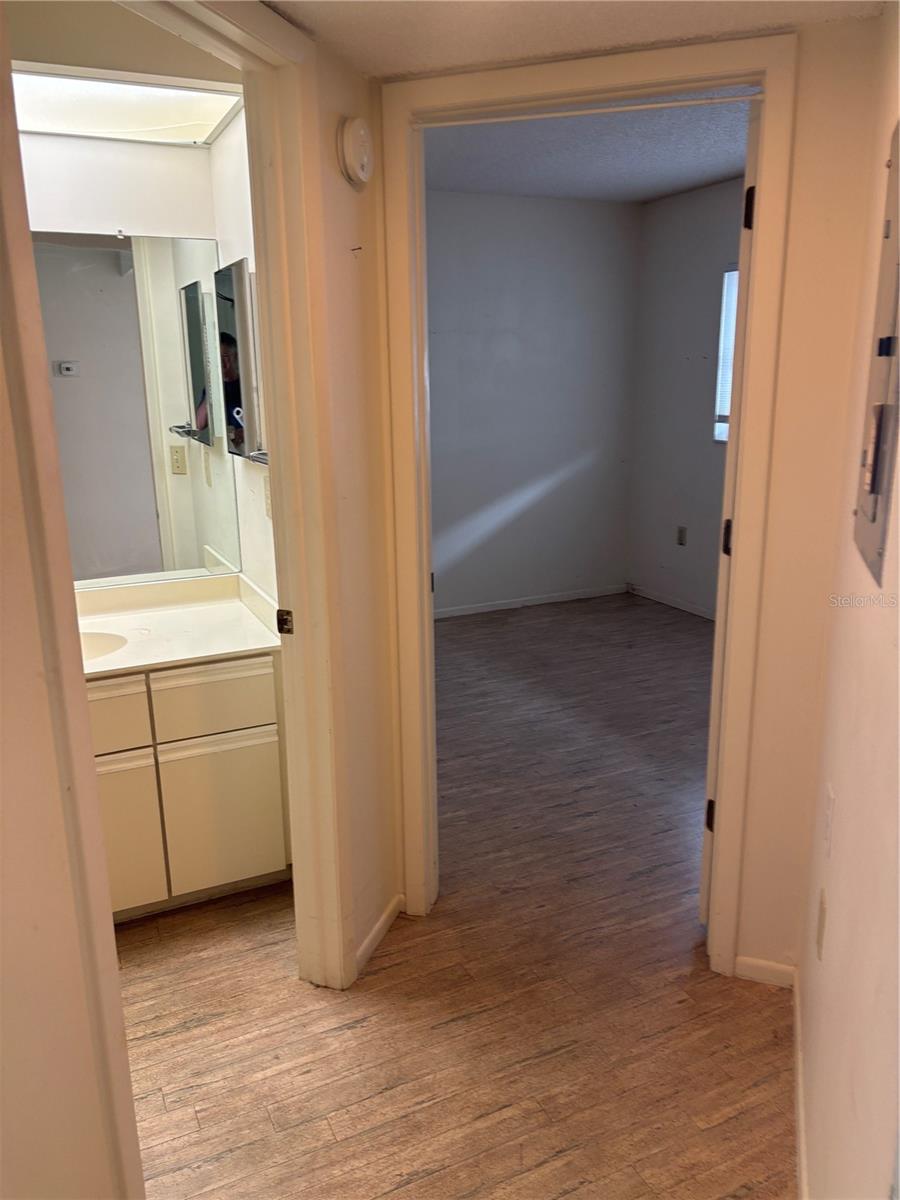 1239 S MARTIN LUTHER KING JR AVE #103, CLEARWATER, FL, 33756