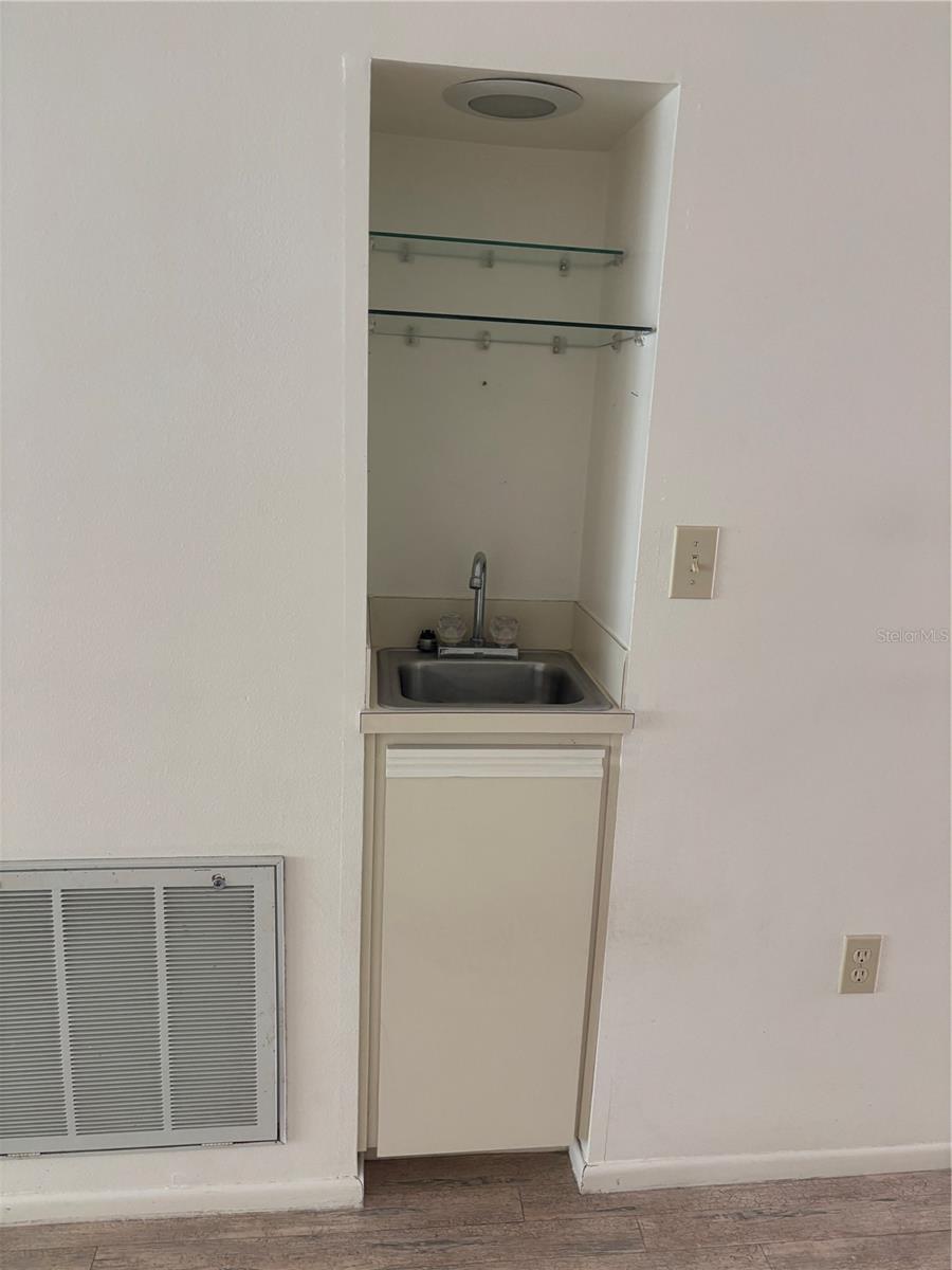 1239 S MARTIN LUTHER KING JR AVE #103, CLEARWATER, FL, 33756