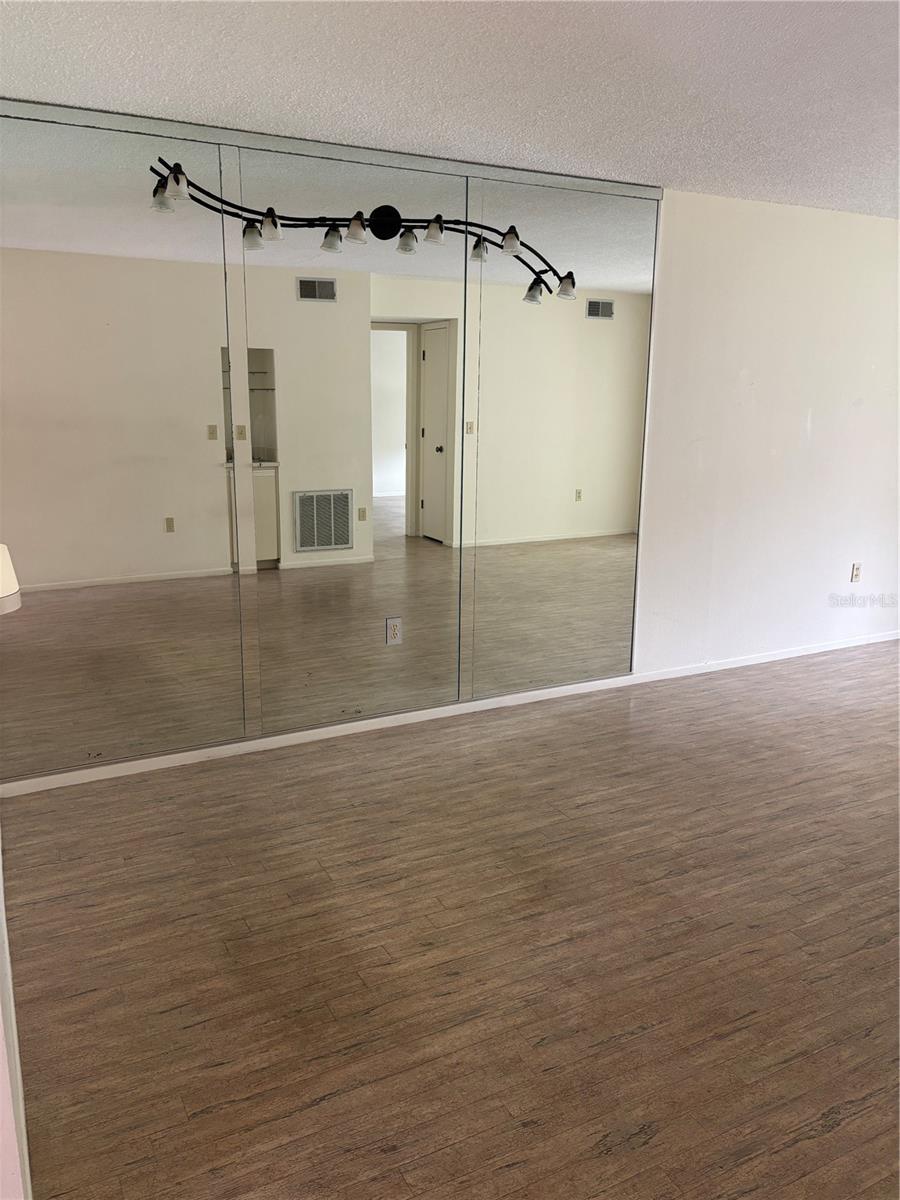 1239 S MARTIN LUTHER KING JR AVE #103, CLEARWATER, FL, 33756