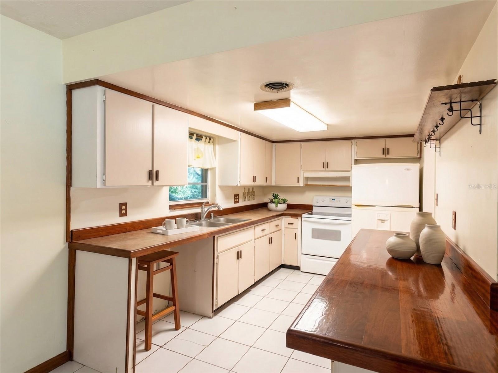1799 LAKE CIR, FORT PIERCE, FL, 34945