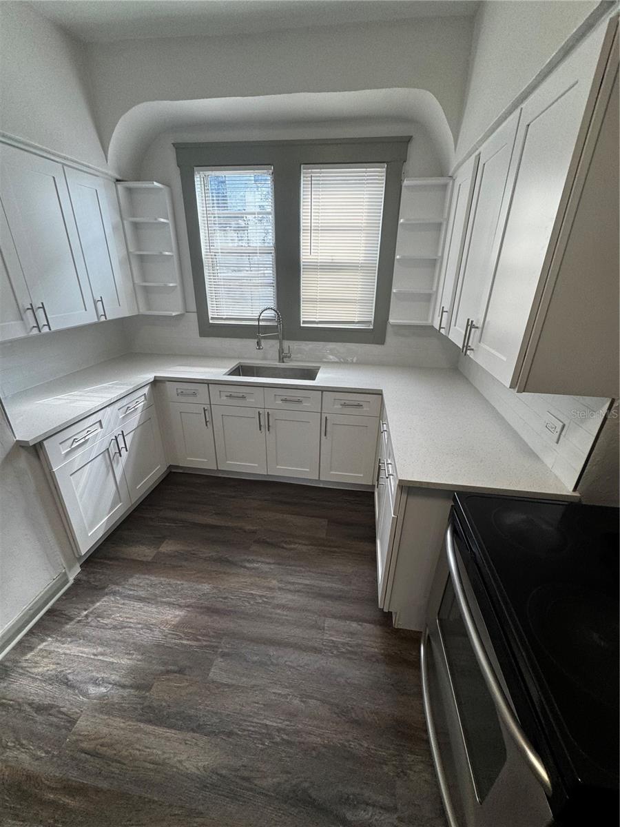 2307 W LA SALLE ST, TAMPA, FL, 33607
