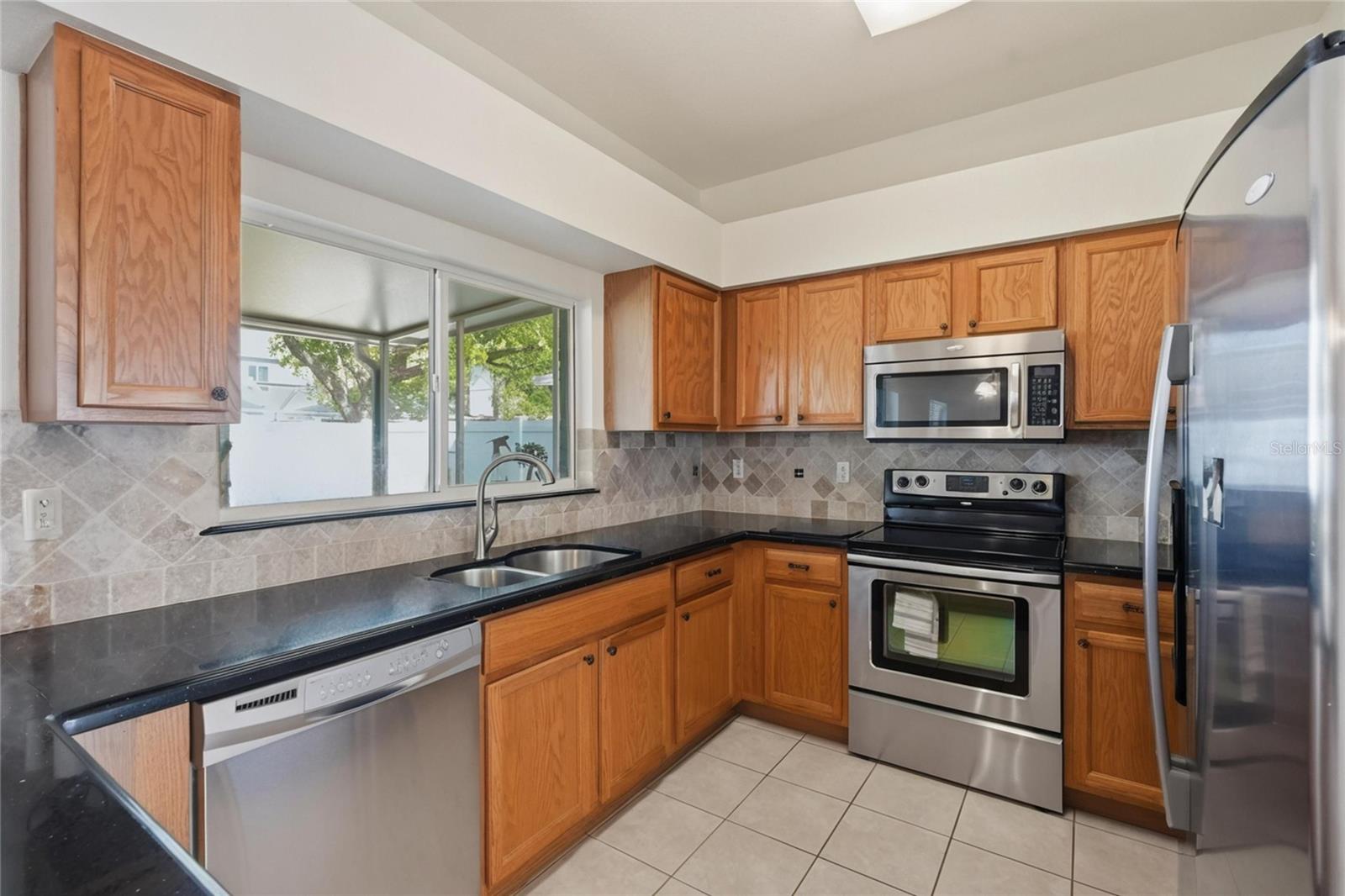 1734 MAPLELEAF BLVD, OLDSMAR, FL, 34677